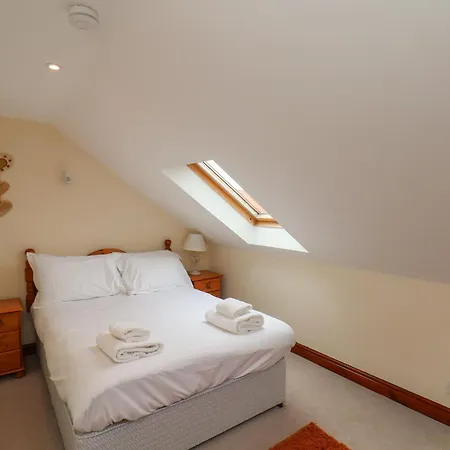 Holiday home Whalebone At Broadings Farm *